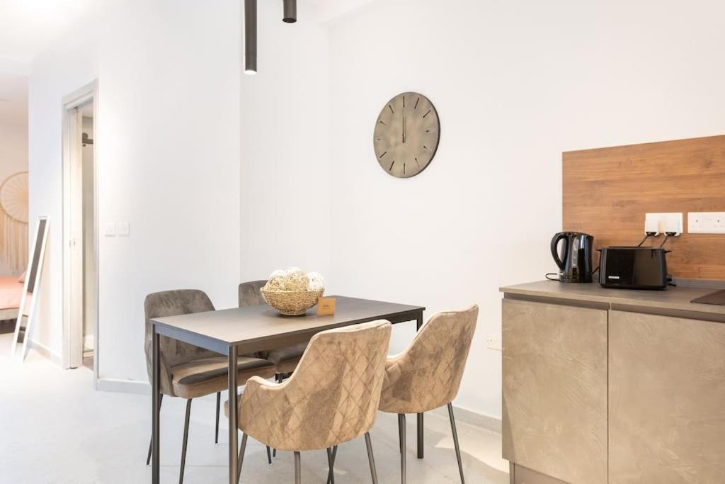Sliema Boutique Apartments By Holi Room photo
